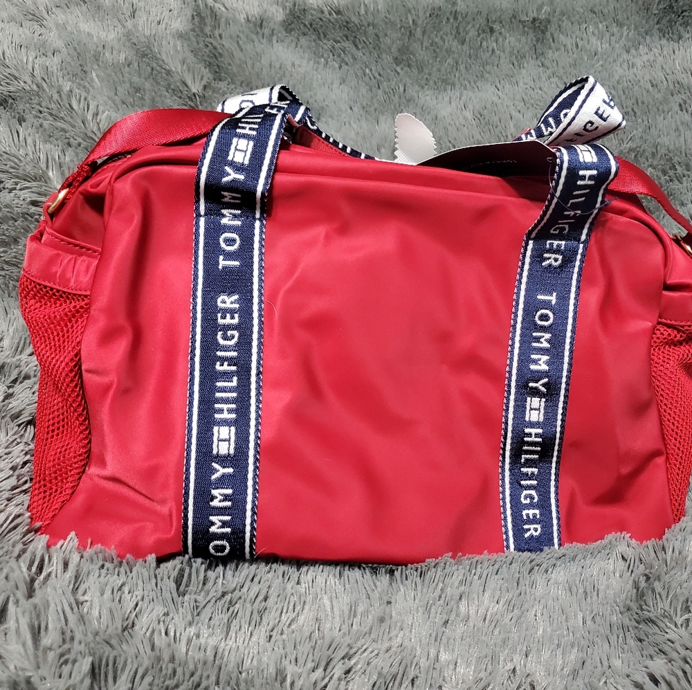 New tommy Hilfiger bag👜